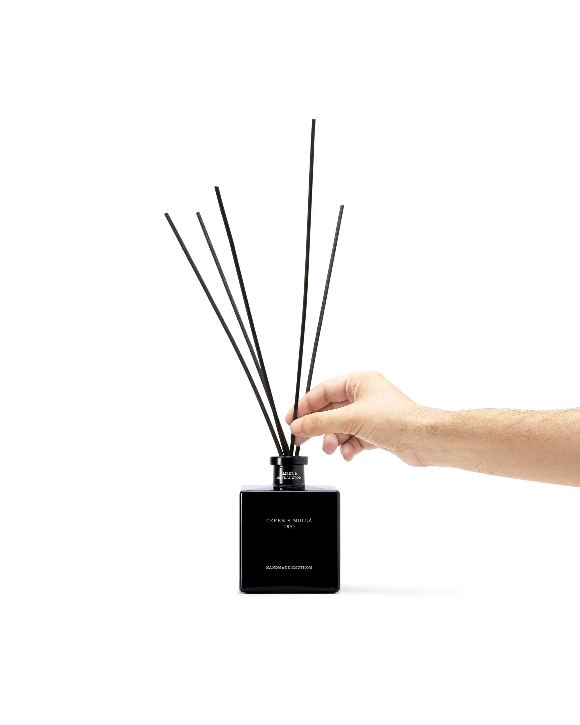 Amber & Sandalwood 500ml Reed Diffuser